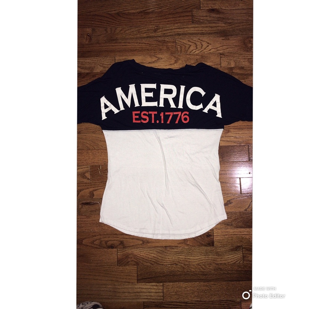 Shirt❤️🤍💙